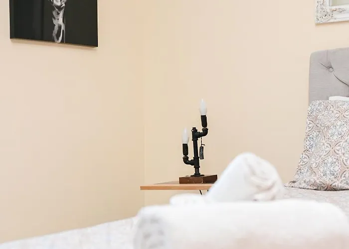 Kostas By Bill * 帕特雷